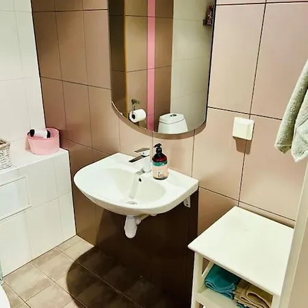 Baech And Central Area 10 Min Walk Terrace Appartement Pärnu
